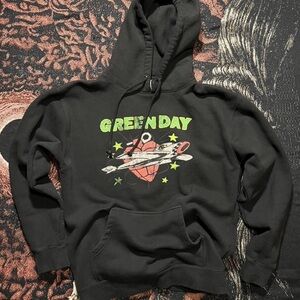 Green Day 2024 “Saviors” Tour Merch 💚